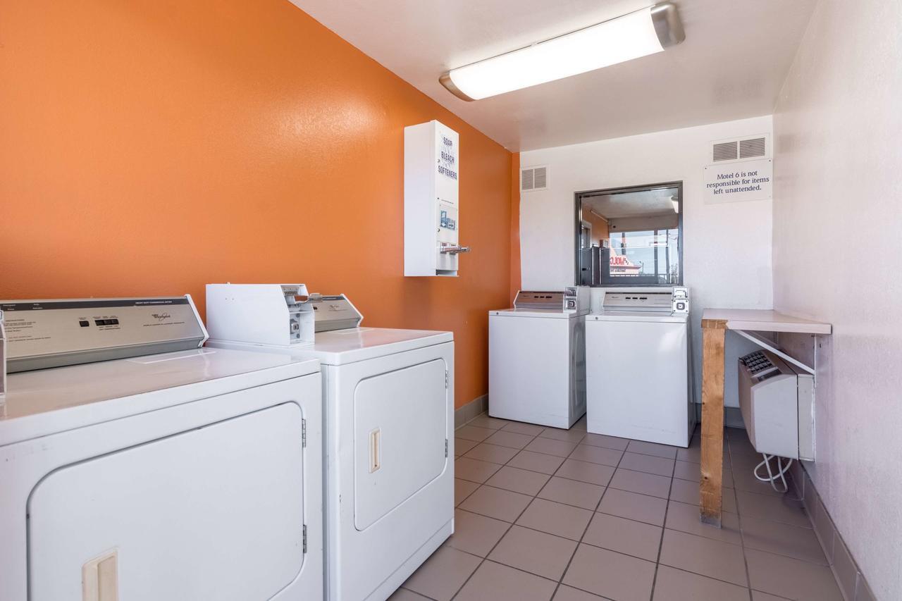 Motel 6-Lumberton, Nc Εξωτερικό φωτογραφία